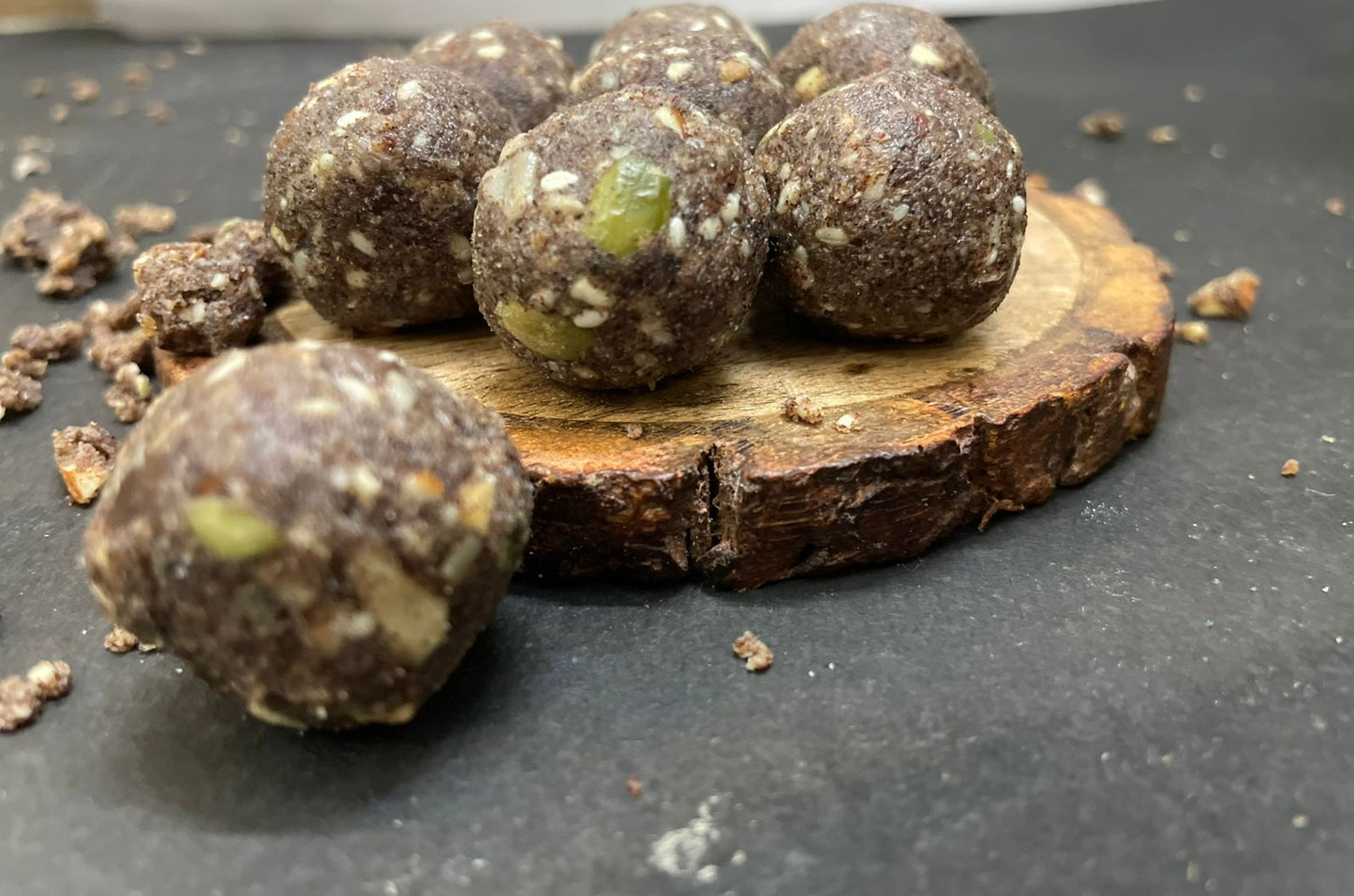 Ragi Ladoo – Berry Vanilla Bites