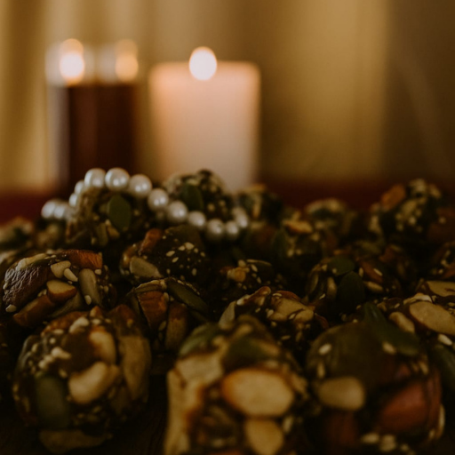 Mindful Snacking: Elevating Wellness in Everyday Life